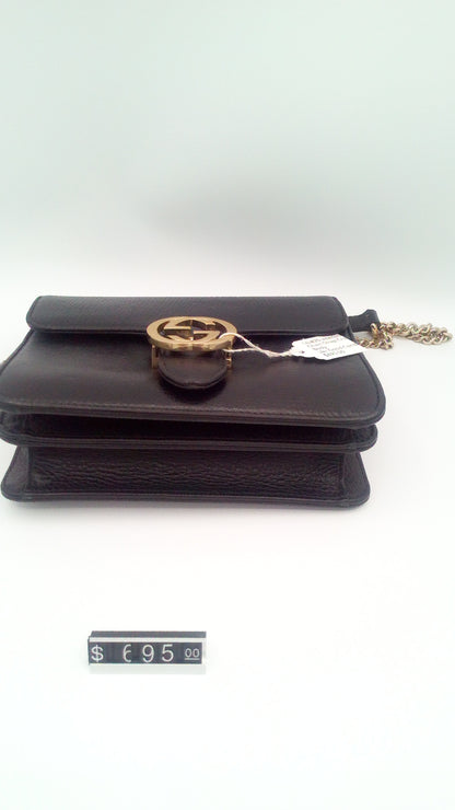 Gucci GG Marmont Matelassé Shoulder Bag